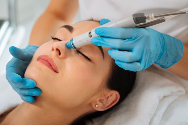 HydraFacial-treatment procedure HydraFacial-treatment procedure